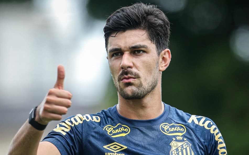 João Basso segue no Santos (Foto: Reinaldo Campos/ Santos FC)