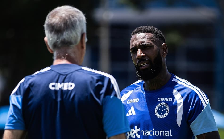 Gerson tem nome publicado no BID e pode estrear em Cruzeiro x Democrata-GV