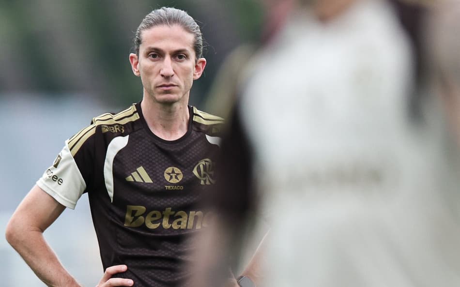 Filipe Luís durante treino do Flamengo (Foto: Gilvan de Souza/Flamengo)
