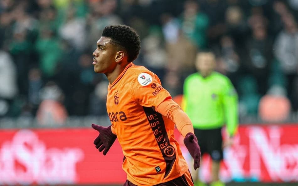 Felipe Augusto soma nove gols na temporada (Foto: Trabzonspor/Divulgação)