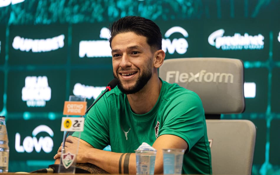 Jemmes em entrevista coletiva pelo Fluminense (Foto: Marina Garcia/ Fluminense FC)