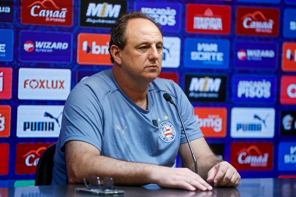Rogério Ceni em entrevista depois de Corinthians x Bahia (Foto: Rafael Rodrigues/EC Bahia)