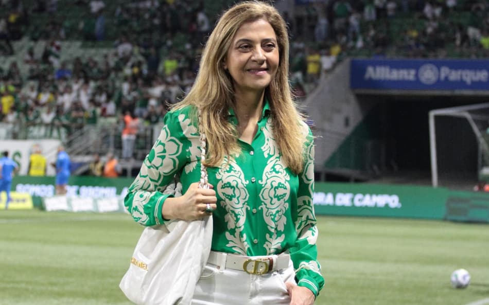 A presidenta Leila Pereira, durante partida entre Palmeiras e Fluminense,