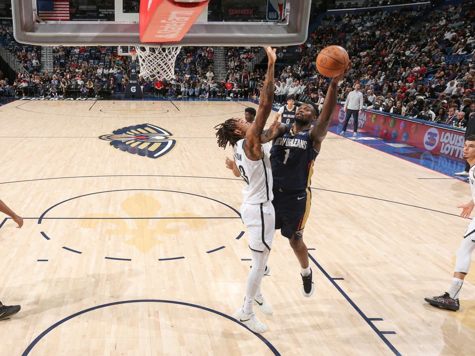 Zion Williamson, do New Orleans Pelicans, durante jogo contra o Brooklyn Nets em 14 de janeiro de 2026, em Nova Orleans. (Foto: Layne Murdoch Jr./NBAE/Getty Images/AFP)