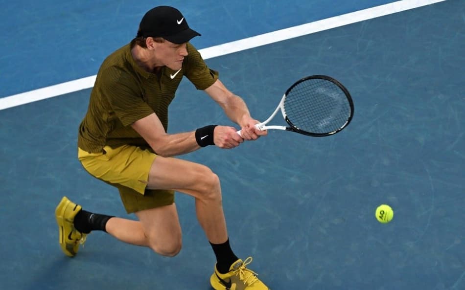 Sinner emplaca a 15ª vitória seguida no Australian Open