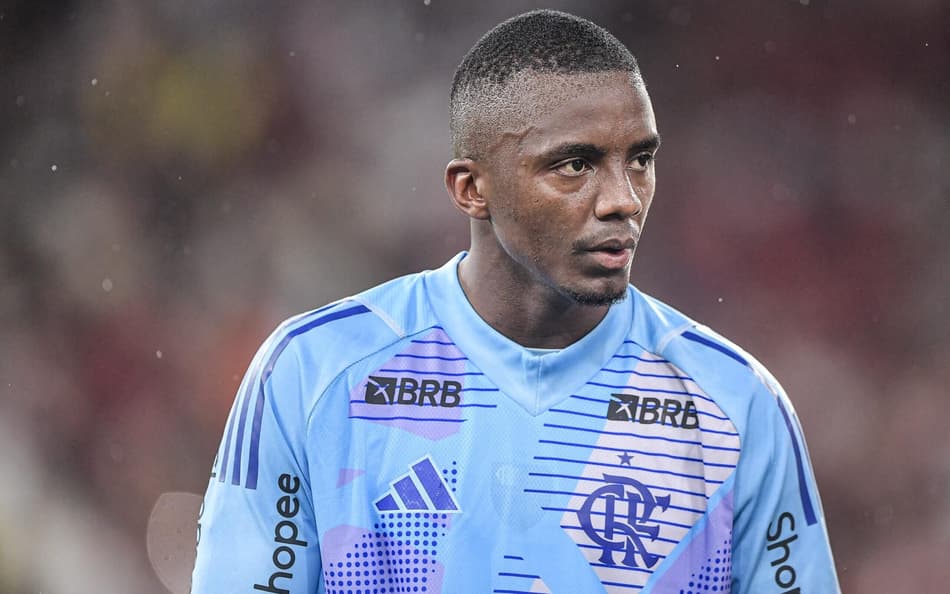 Andrew goleiro do Flamengo durante partida contra o Fluminense no estadio Maracana pelo campeonato Carioca 2026. (Foto: Thiago Ribeiro/AGIF/Gazeta Press)
