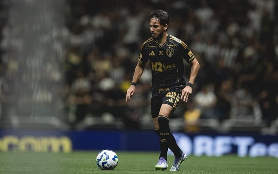 Atlético-MG libera Biel para negociar com clube do exterior e encaminha saída do atacante