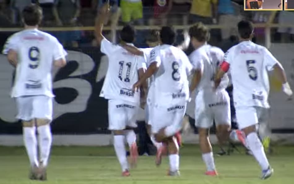 Promessa do Santos enlouquece torcedores na estreia da Copinha: 'Pedindo passagem'