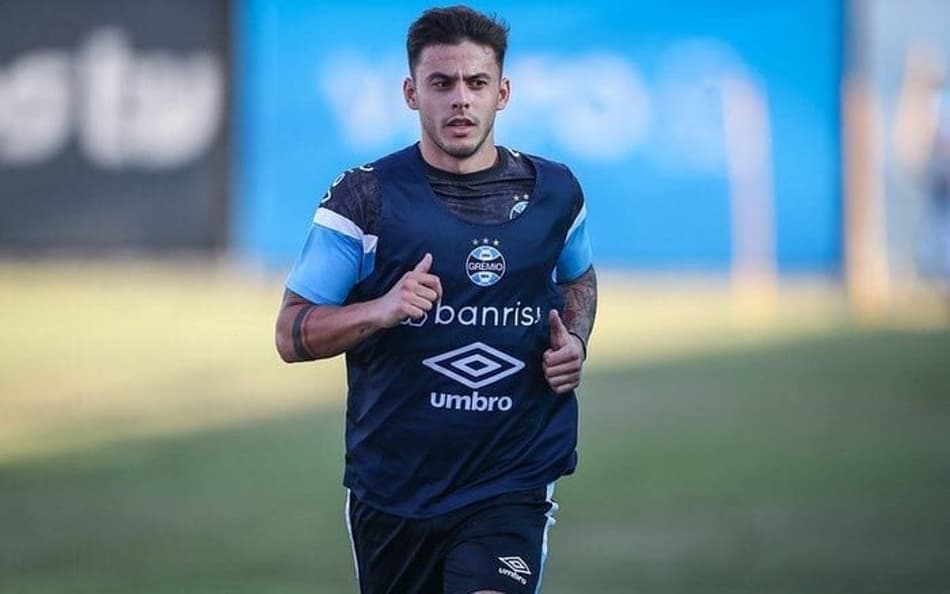 Carballo em treinamento do Grêmio. (Foto: Lucas Uebel/Grêmio FBPA)