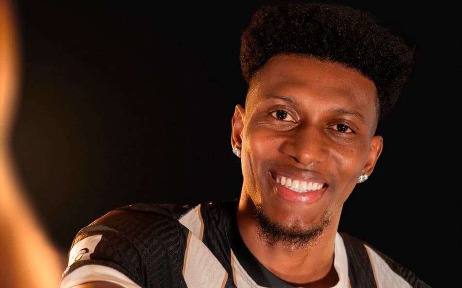 Cassierra anunciado pelo Atlético (Foto: Divulgação Atlético)