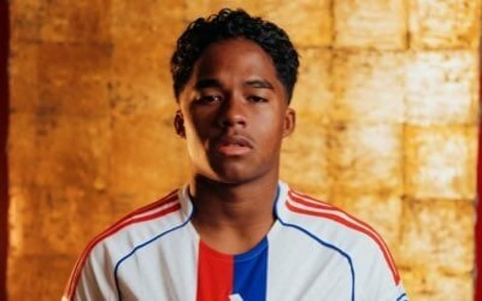 Endrick anunciado pelo Lyon (Foto: Reprodução/X)