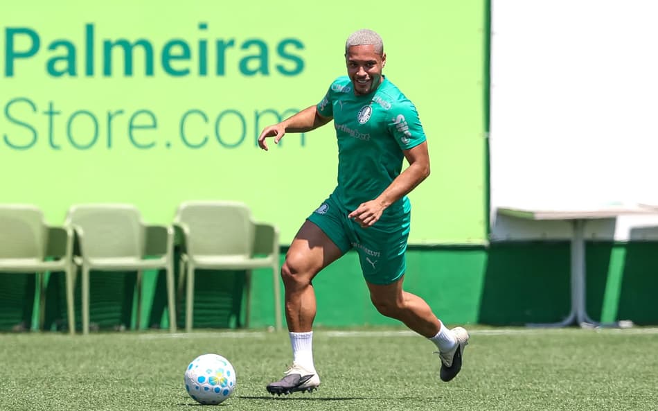 Escalação: Palmeiras terá Vitor Roque e 'time ideal' para estreia no Brasileirão