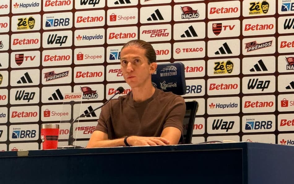 Filipe Luís Flamengo coletiva