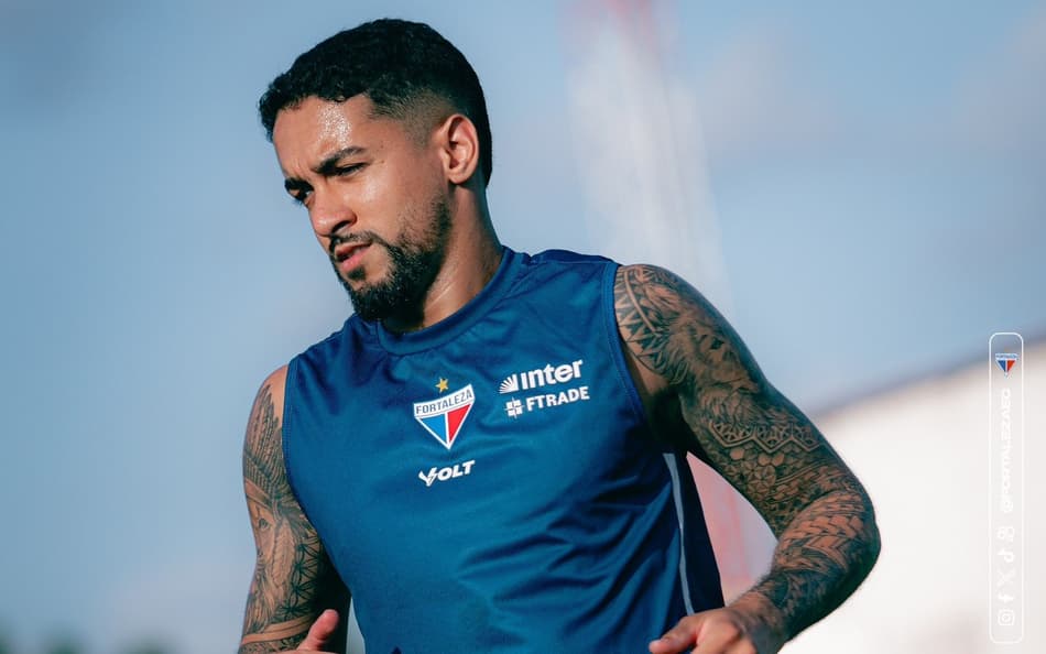 Fortaleza segue em preparação e faz primeiro treino com Carpini