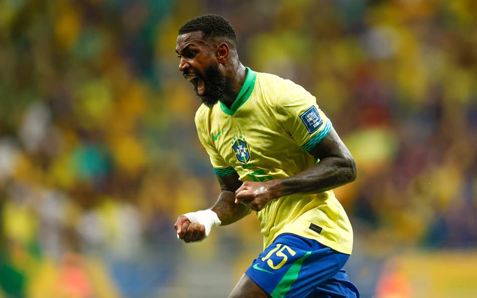 Mercado da bola é marcado por 'corrida' pela Copa do Mundo