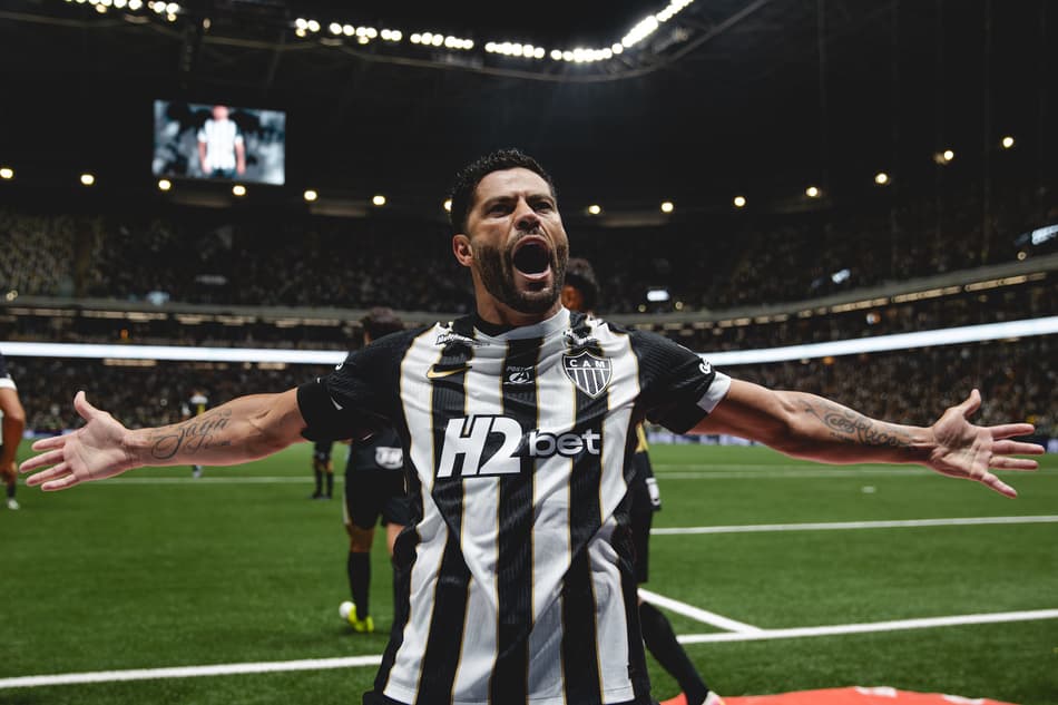 Hulk comemora gol no clássico (Foto: Pedro Souza / Atlético-MG)