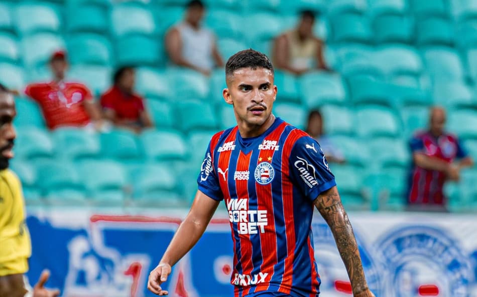 Rodrigo Nestor em ação na partida entre Bahia e Jequié (Foto: Caíque Higino)