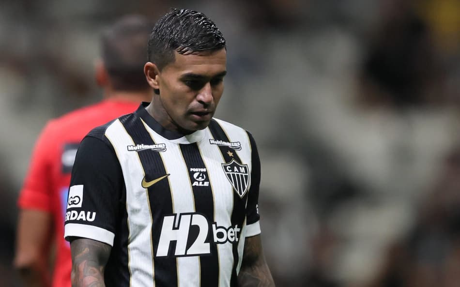 Junior Alonso, do Atlético-MG, em partida contra o Palmeiras no Brasileirão (Foto: Gilson Lobo/AGIF/GazetaPress)