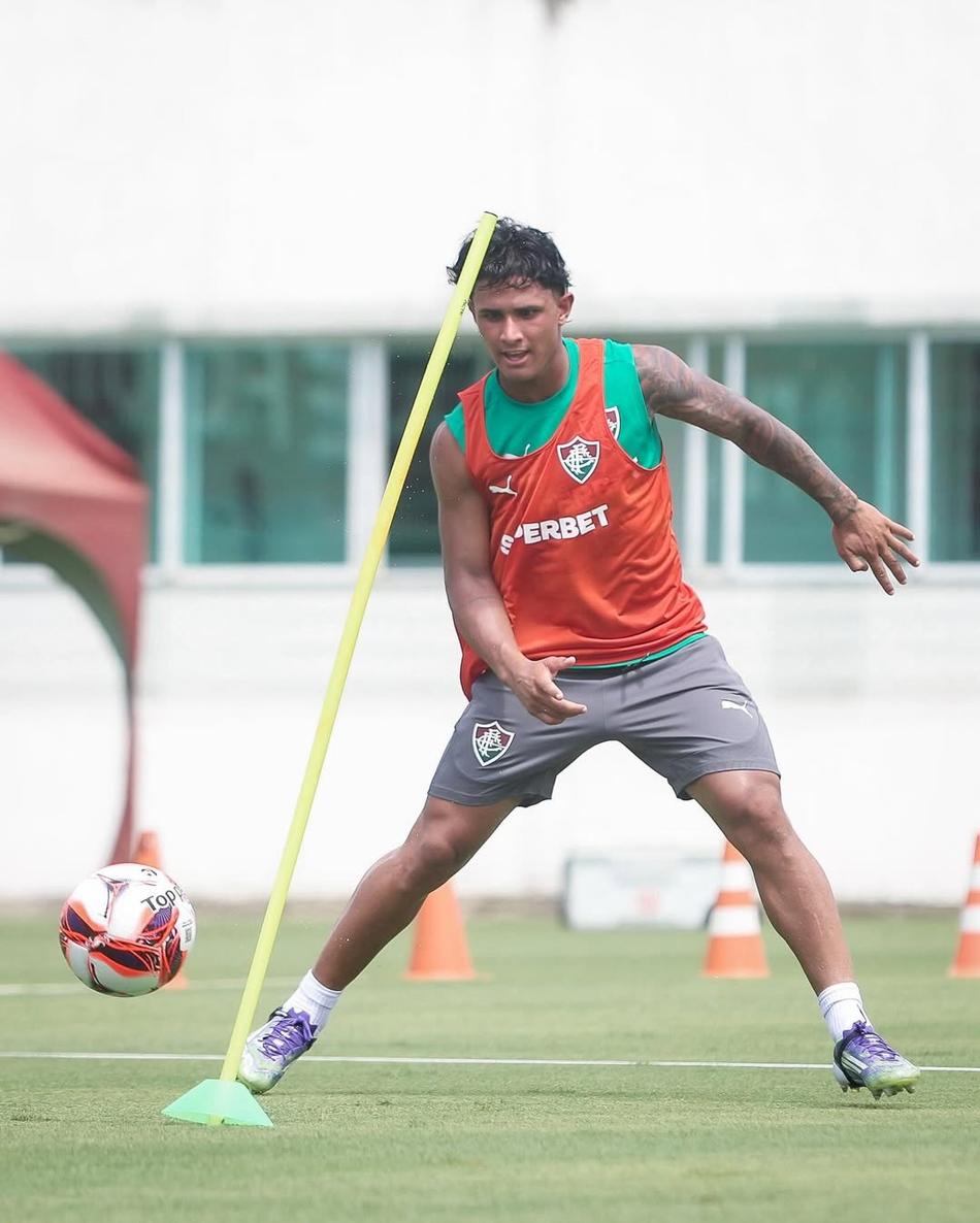 Keven Samuel em treino do profissional do Fluminense (Foto: Marcelo Gonçalves/Fluminense)