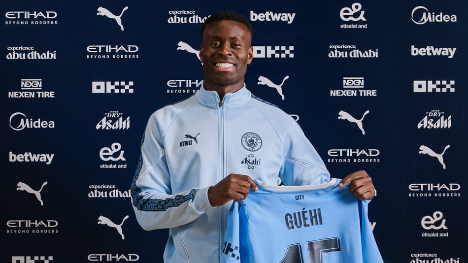 Marc Guéhi anunciado pelo Manchester City (Foto: Reprodução/X)