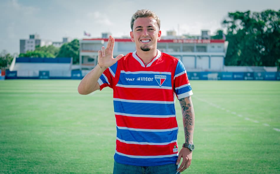 Ryan é o novo meio-campista do Fortaleza (Foto: Mateus Lotif/Fortaleza EC)