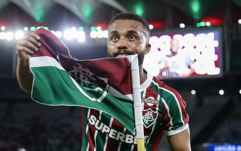 Samuel Xavier comemora gol pelo Fluminense no Maracanã (Foto: Marcelo Gonçalves / Fluminense FC)
