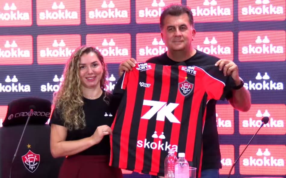 Presidente do Vitória anuncia mais um patrocínio de site de acompanhantes (Foto: reprodução / TV Vitória)