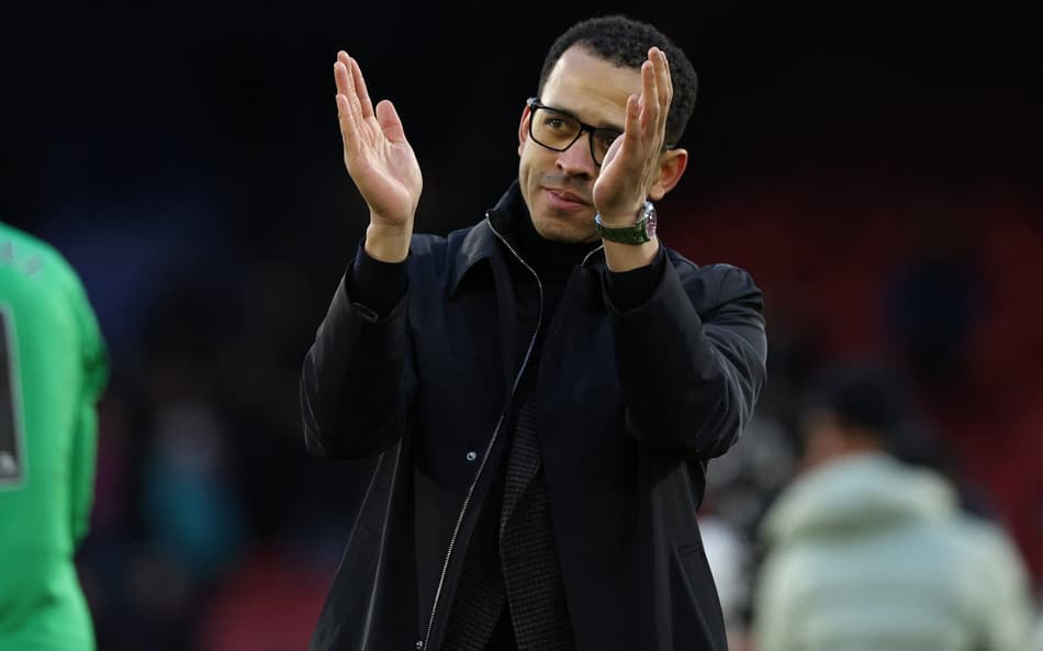 Técnico do Chelsea rasga elogios a Estêvão: 'Talento especial'