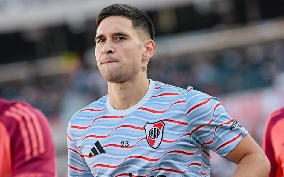 Internacional se aproxima de volante ex-River Plate