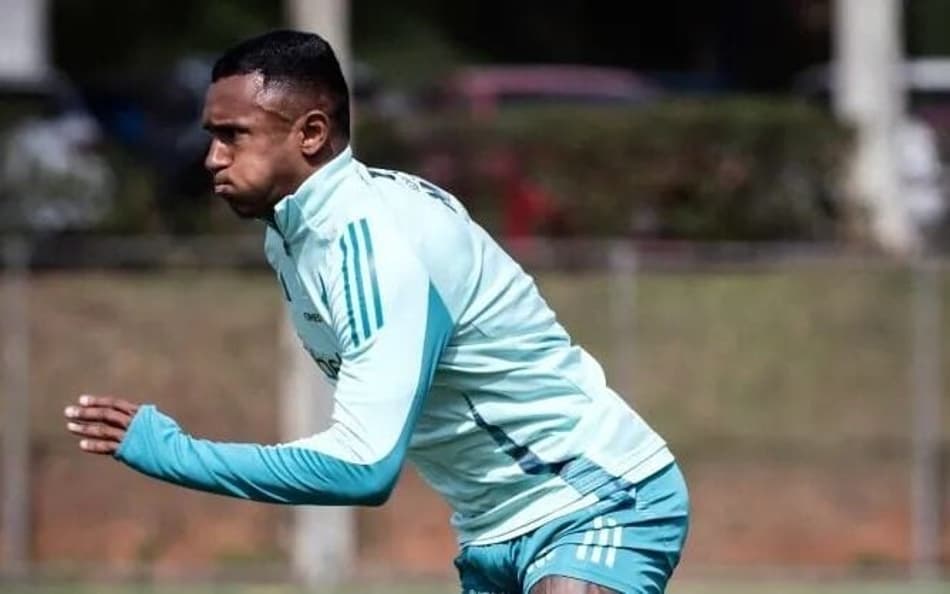 Marquinhos abre mão de férias e reforça desejo de vencer pelo Cruzeiro