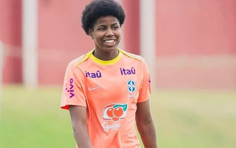 Tainá, do Fortaleza, tem acerto encaminhado com a Ferroviária. (Foto: CBF/Divulgação)