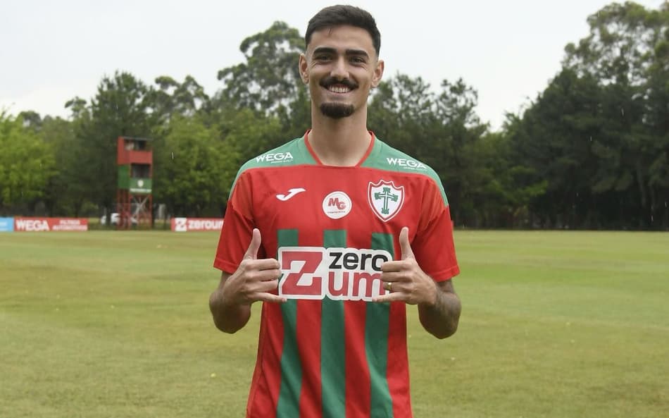 Matheus Cadorini, atacante da Portuguesa (Foto: Divulgação)