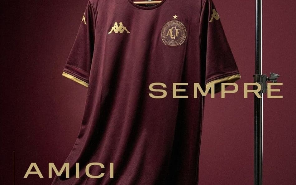 Nova camisa da Chapecoense celebra amizade marcada por tragédias com o Torino