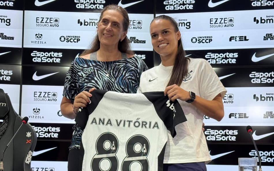 Ana Vitória vestirá a 88 no Corinthians e sonha com a Copa dos Campeões Feminina