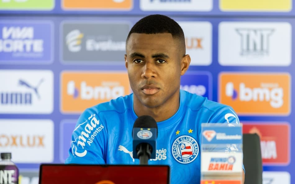 Erick em entrevista coletiva pelo Bahia (Foto: Letícia Martins/ E.C Bahia)