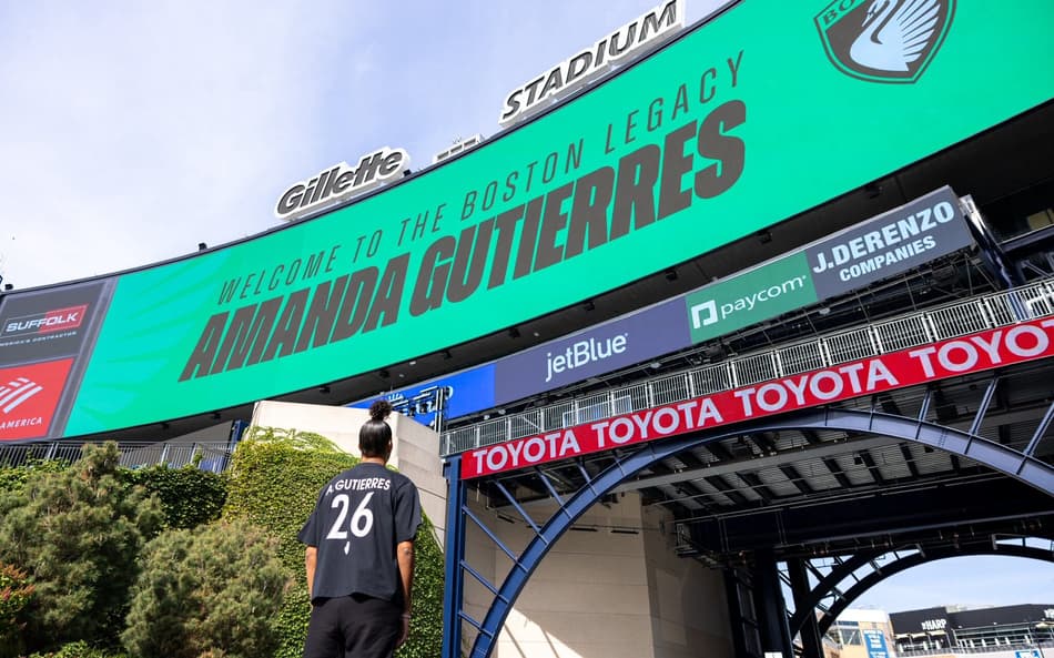 Amanda Gutierres foi apresentada ao Boston Legacy. (Foto: Boston Legacy/Divulgação)