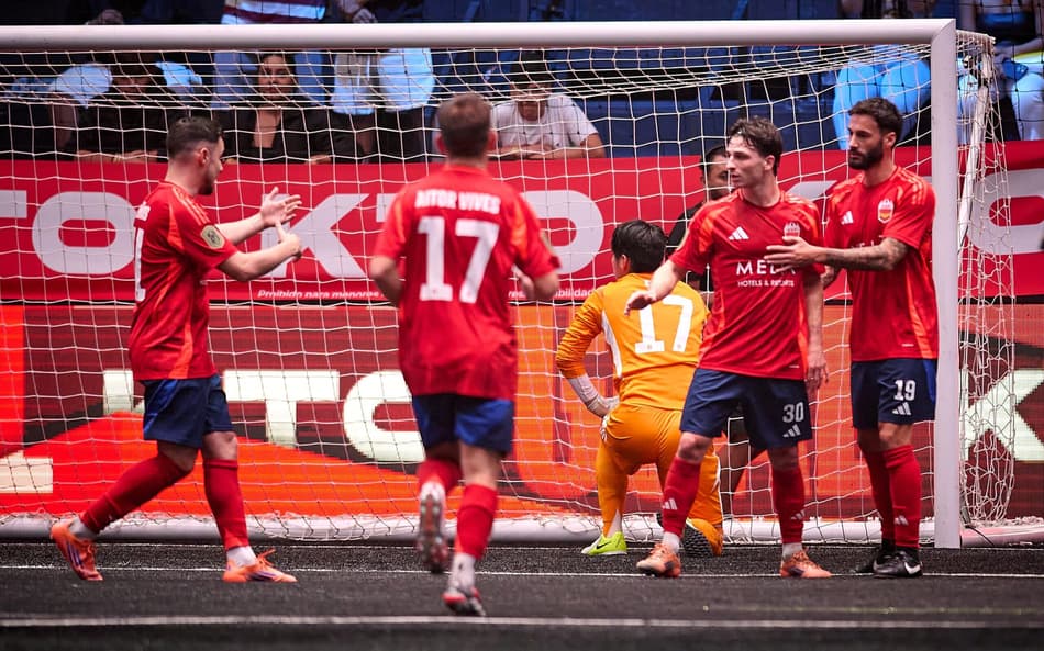 Espanha vence Peru na Kings World Cup (Foto: Reprodução/ X)