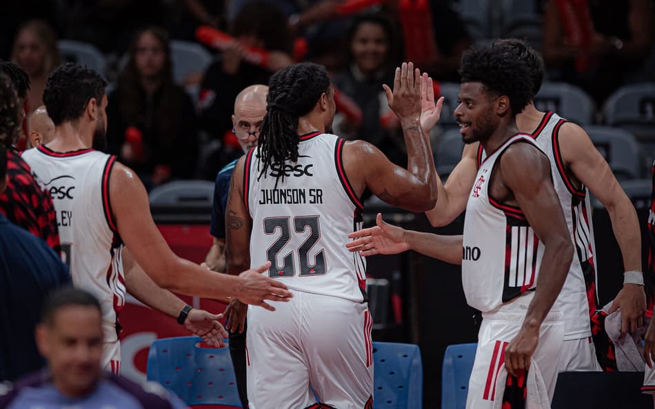 Flamengo garantiu a classificação à semifinal do Super 8