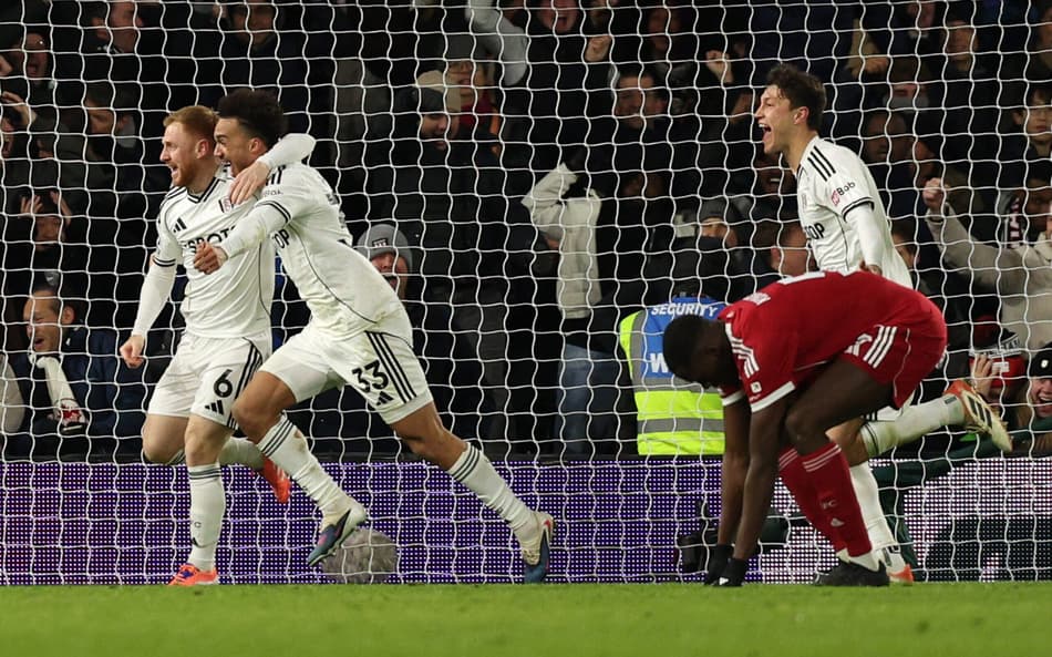 FBL-ENG-PR-FULHAM-LIVERPOOL