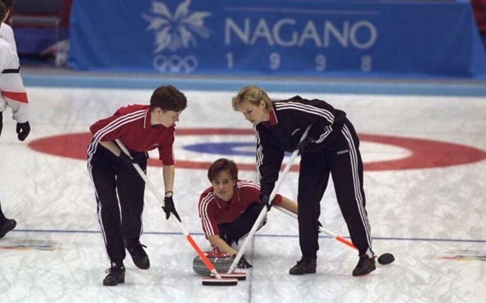 Curling feminino começou a ser disputado em Nagano-1998