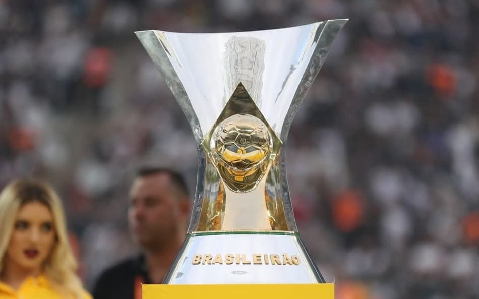 Taça do Brasileirão é alvo de cobiça: veja o desempenho dos 20 clubes da Série A em 2018