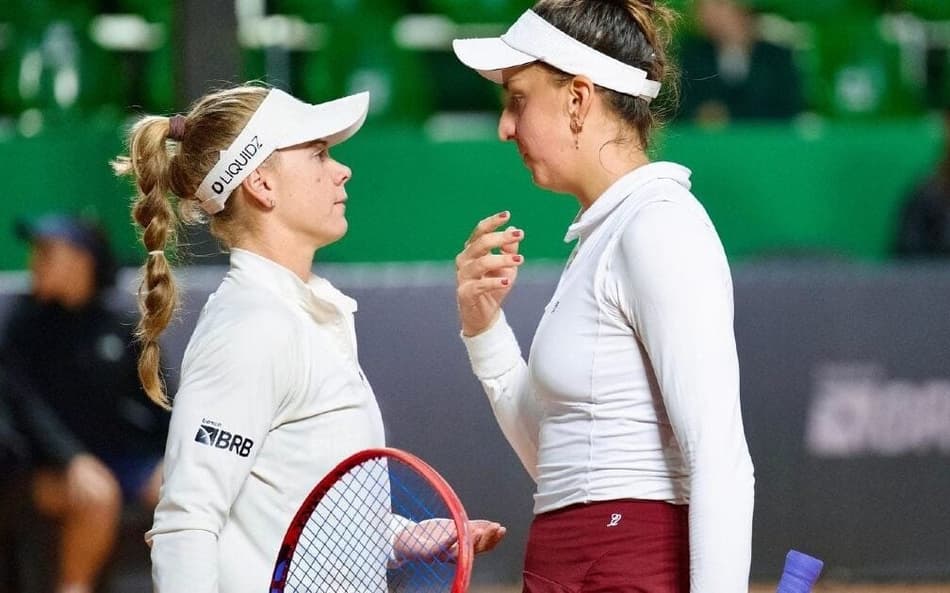 Laura Pigossi (e) e Ingrid Martins em foto de arquivo (Crédito: André Gemmer/CBT)