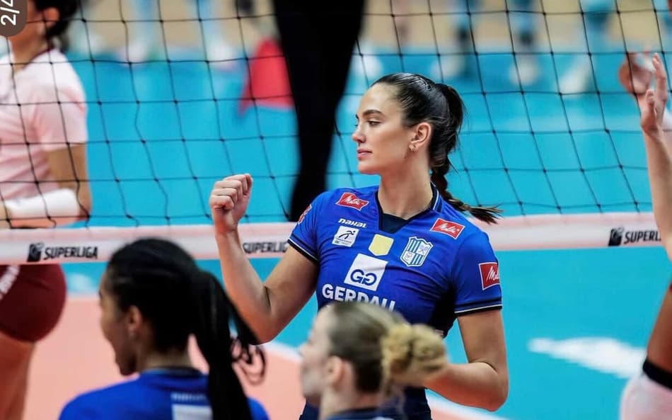 Julia Kudiess em ação pelo Minas (Foto: Reprodução/ Instagram)