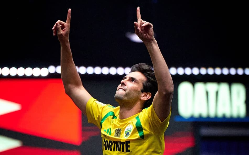 Kaká comemora gol de pênalti na Kings World Cup (Foto: Reprodução)