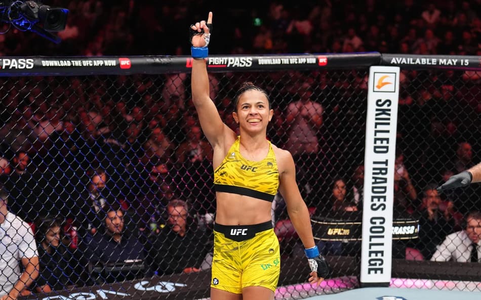Natália Silva vem de vitória sobre ex-campeã do UFC (Foto: Divulgação UFC)