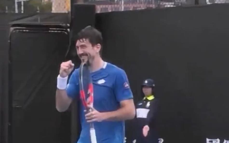 Ofner comemora vitória no Australian Open antes da hora (Foto: Reprodução)