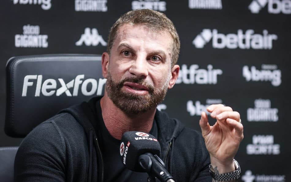 Pedrinho está à frente do futebol do Vasco por decisão liminar