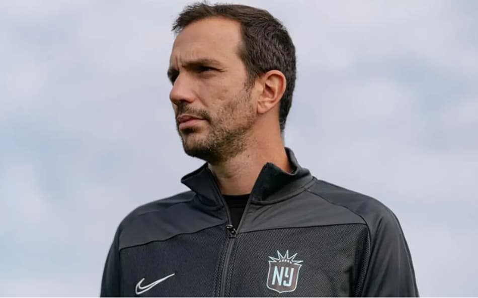 'Será um grande desafio', diz técnico de adversário do Corinthians na semifinal da Copa dos Campeões