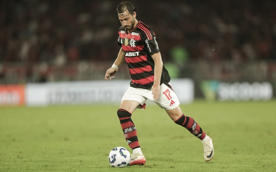 Gigante sul-americano se aproxima de Viña, do Flamengo, diz jornalista