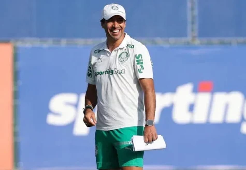 Arias treina com elenco, e Palmeiras tem evolução de lesionados antes de encarar o Guarani